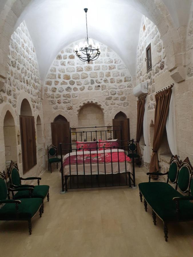 Mardin Tarihi Ulu Cami Yani, Tarihi Konak Eksteriør bilde