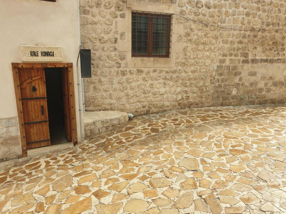 Mardin Tarihi Ulu Cami Yani, Tarihi Konak Eksteriør bilde